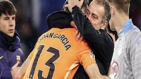 利物浦斥资2.5亿欧元及额外奖金力夺姆巴佩加盟